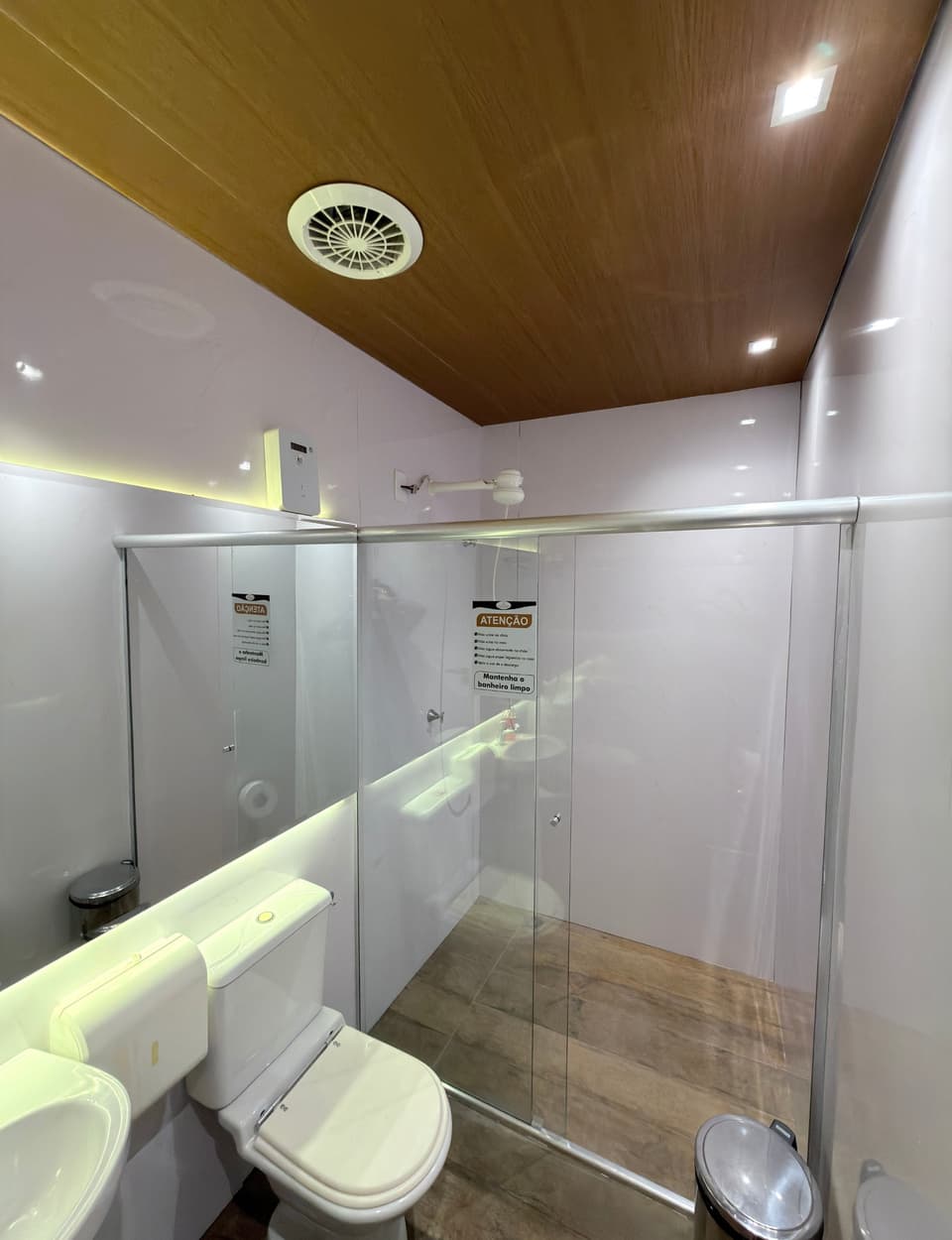 Lavabo IV — depois